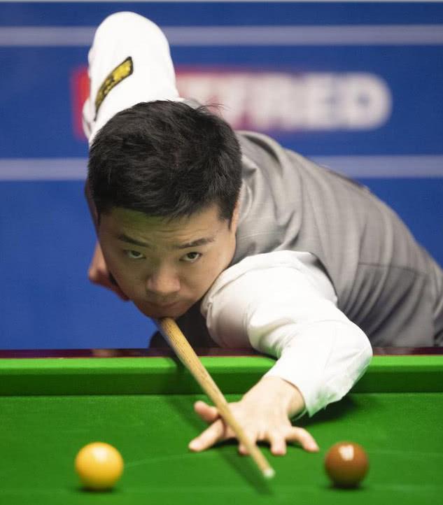 他们不仅着 他们不仅着